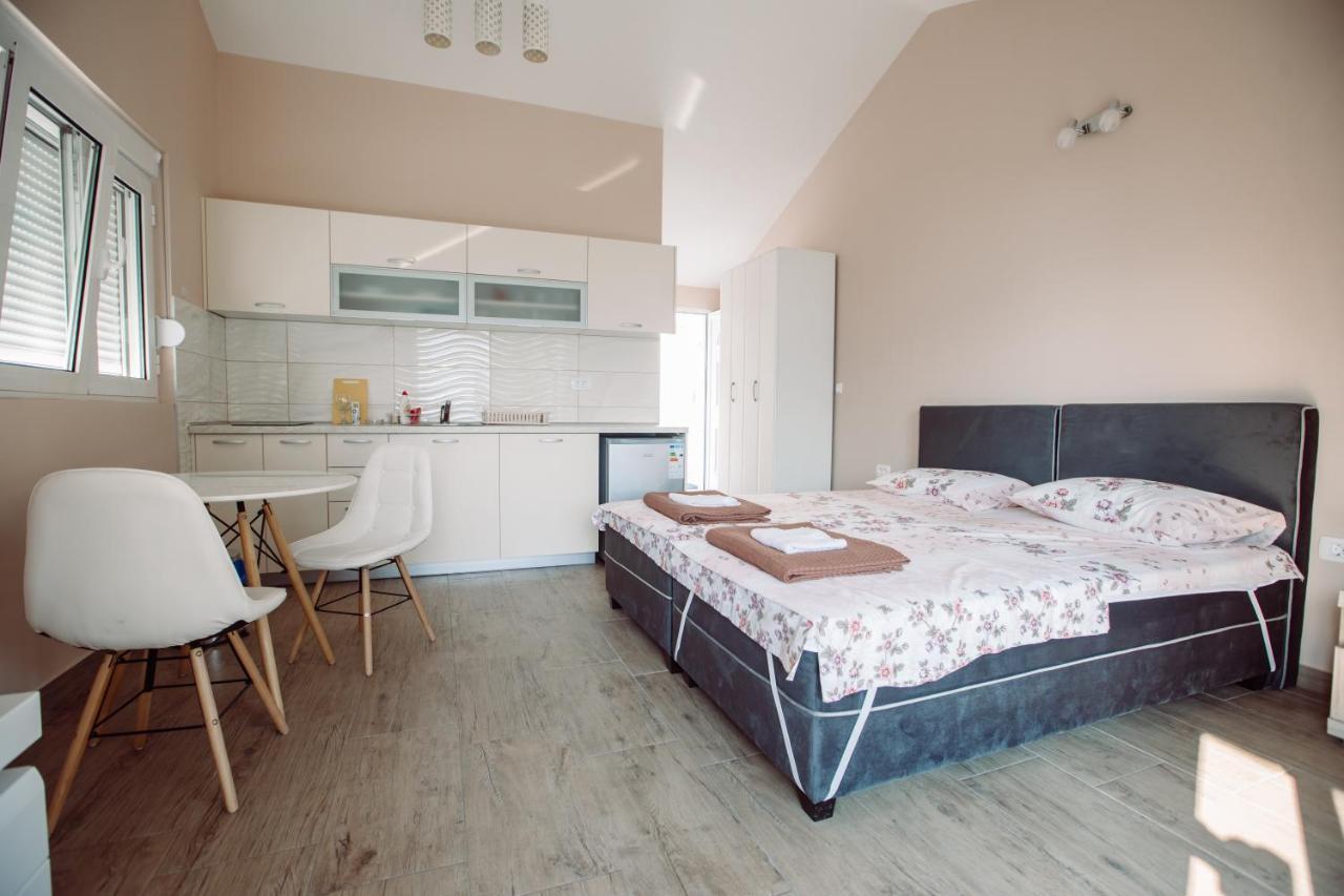 Apartmani Peko Kotor Zewnętrze zdjęcie